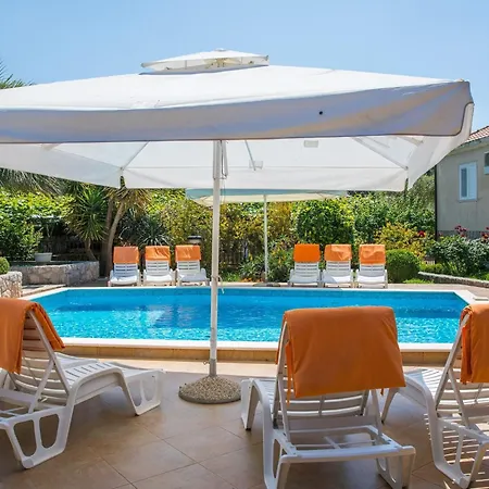 With Terrace And Pool Apartamento *